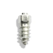 Piezas antideslizantes del moldeo por inyección del metal de los clavos JX66-H25 del neumático del camión